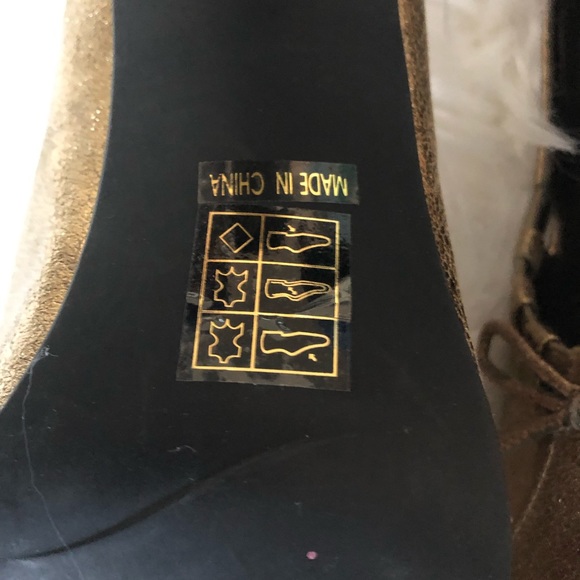 Golden shoes heels excellent conditions leather - Picture 7 of 8
